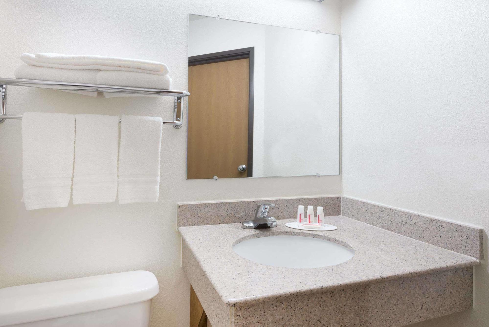 Super 8 By Wyndham 3* Morgantown